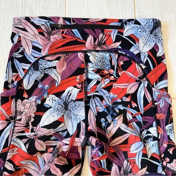 Lululemon Speed Up Crop 21” - Picture 9 of 10